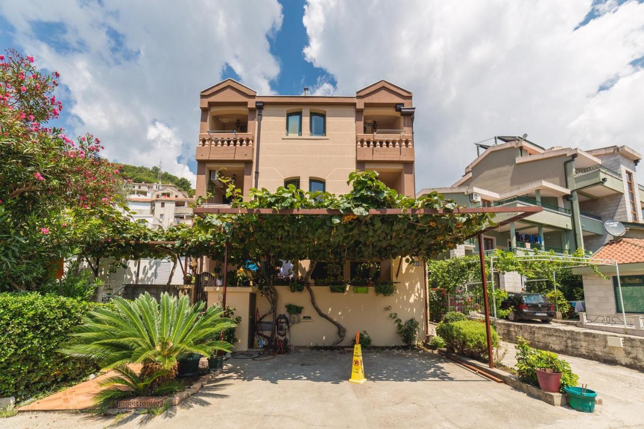 Villa Vera Budva Luaran gambar