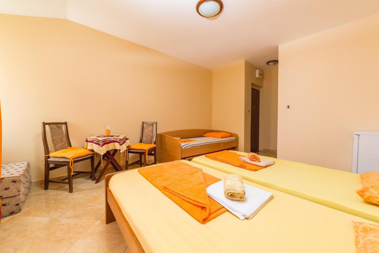 Villa Vera Budva Luaran gambar